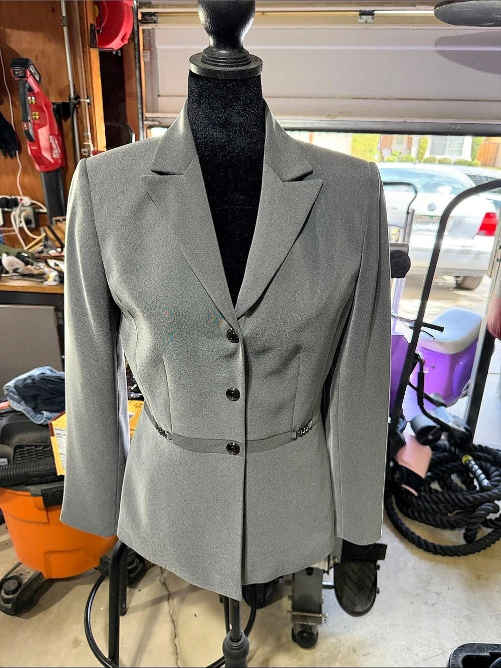 Tahari Arthur S. Levine Gray Petite 4P Blazer Like New